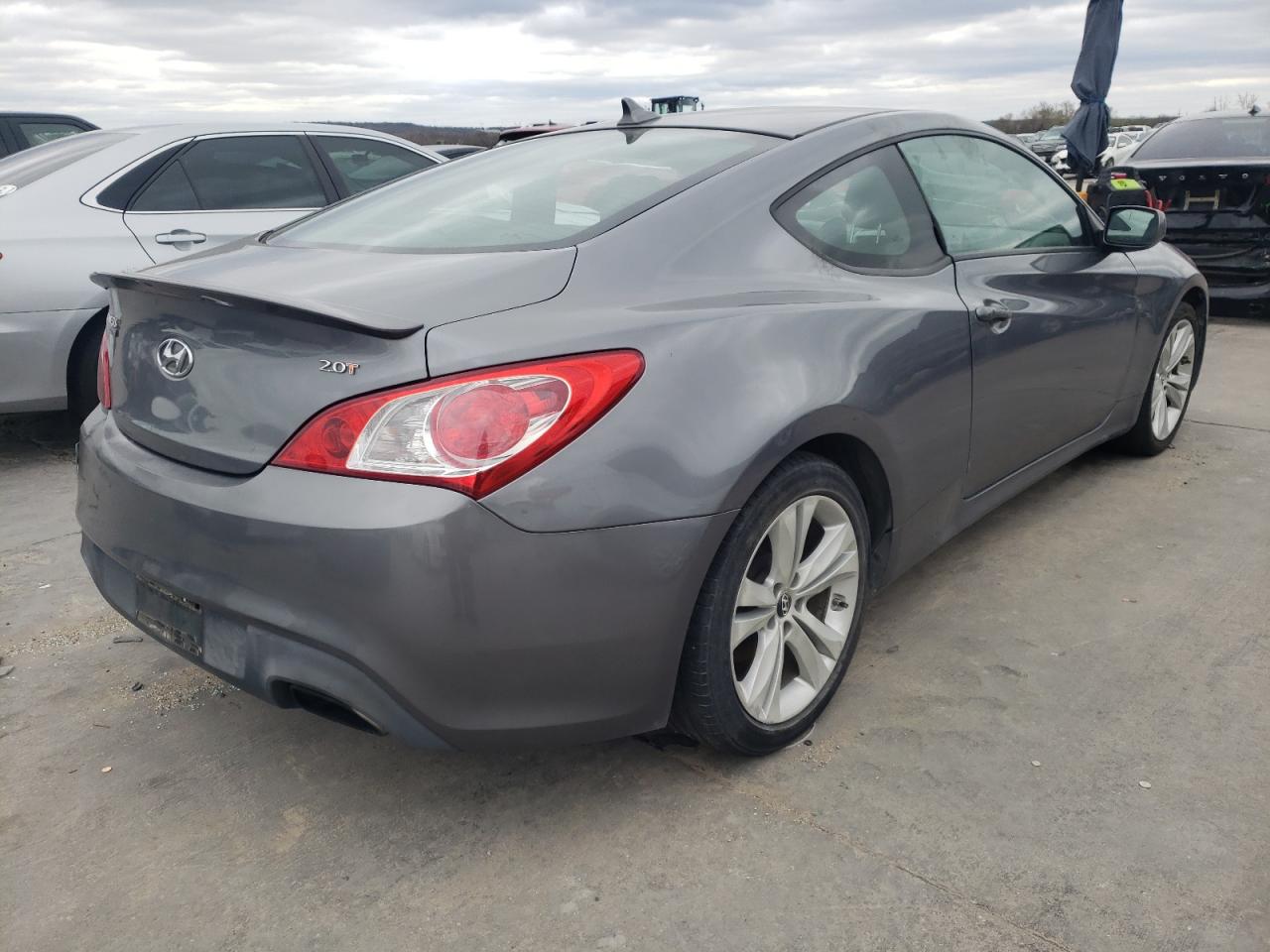 Photo 4 from auction – 2012 HYUNDAI GENESIS CO with VIN KMHHT6KDXCU066089
