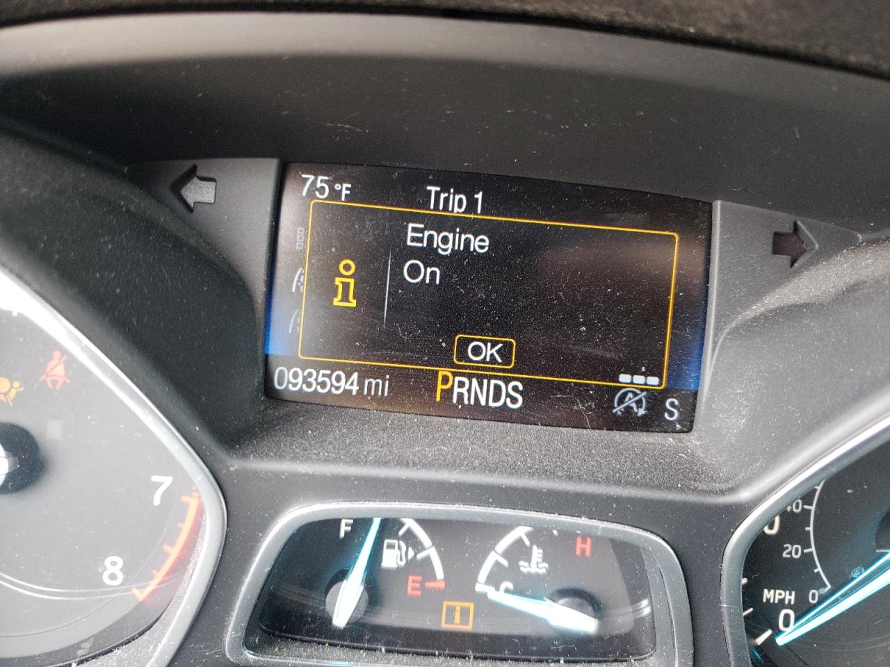 Photo 8 from auction – 2017 FORD ESCAPE SE with VIN 1FMCU0GD5HUD94721