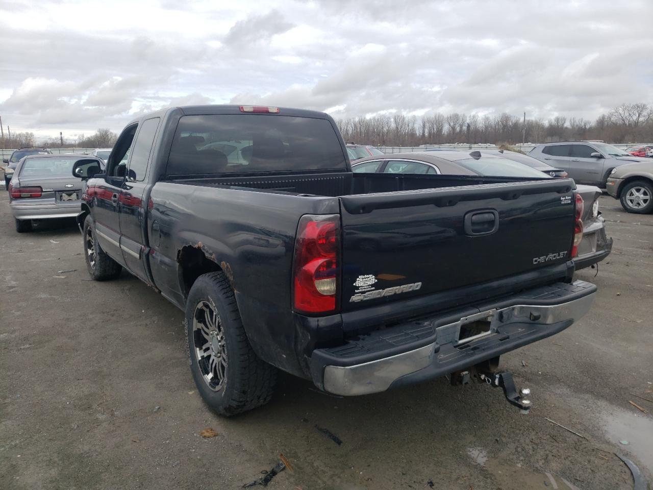 Photo 3 from auction – 2004 CHEVROLET 1500 SILVE with VIN 1GCEC19V44Z335961