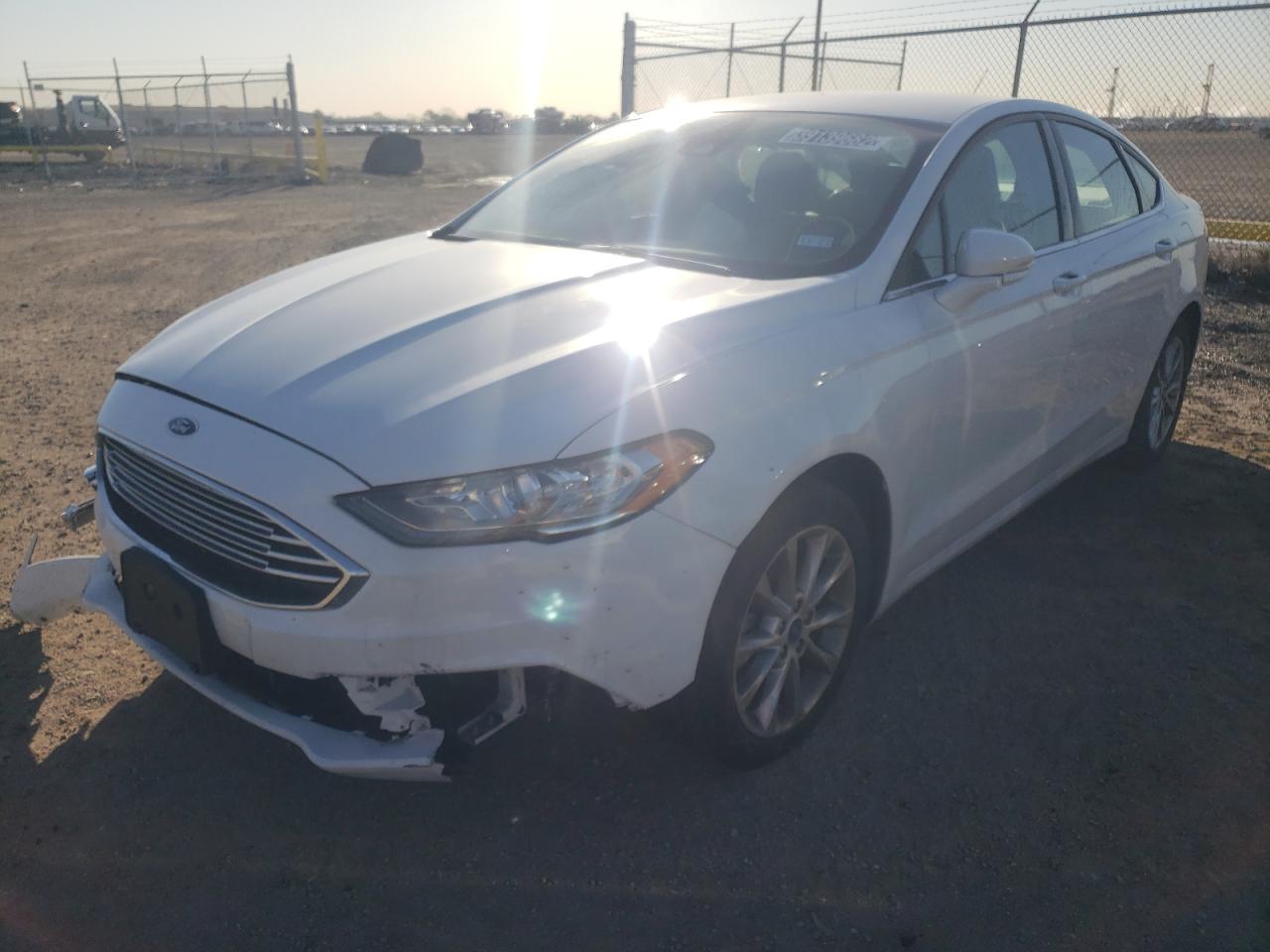Photo 2 from auction – 2017 FORD FUSION SE with VIN 3FA6P0H75HR375228