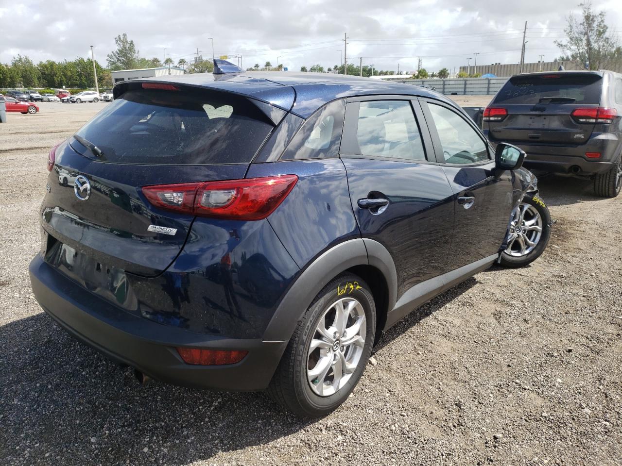 Photo 4 from auction – 2016 MAZDA CX-3 TOURI with VIN JM1DKBC71G0124580