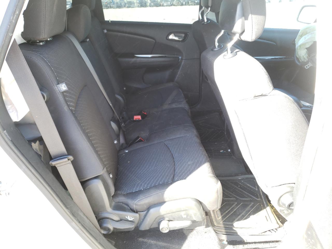 Photo 6 from auction – 2018 DODGE JOURNEY SE with VIN 3C4PDCAB7JT524819