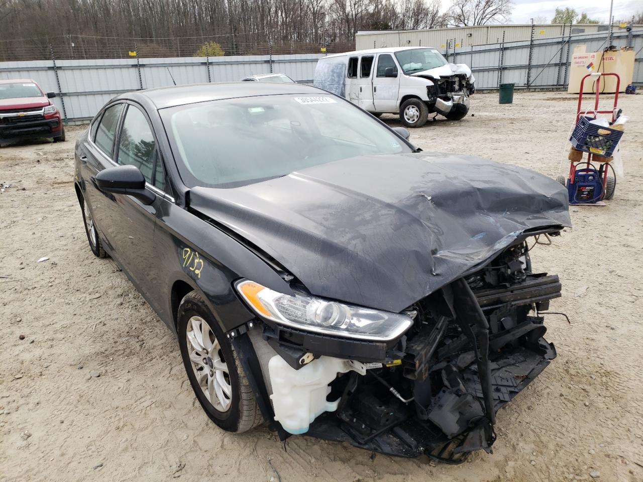 FORD FUSION S 2016 with VIN 3FA6P0G78GR298614 - Photo from auction