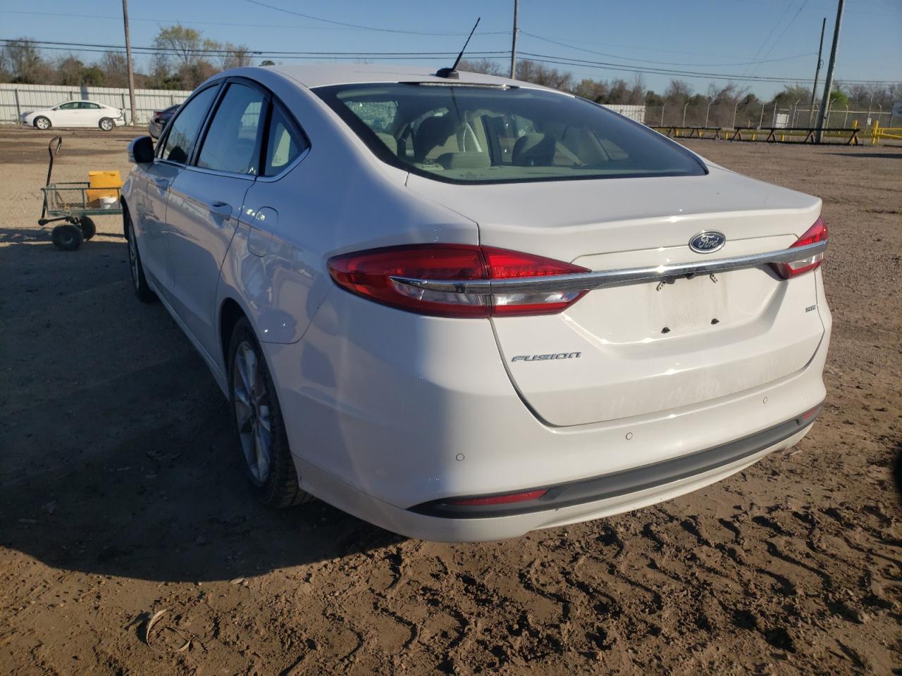 Photo 3 from auction – 2017 FORD FUSION SE with VIN 3FA6P0H75HR375228