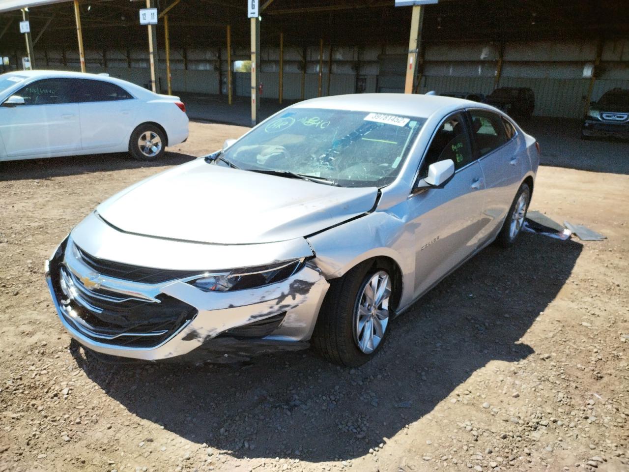 Photo 2 from auction – 2019 CHEVROLET MALIBU LT with VIN 1G1ZD5ST9KF152187