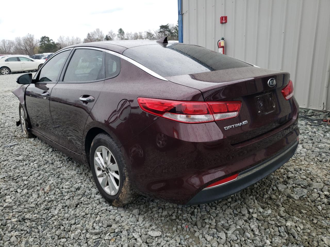 Photo 3 from auction – 2018 KIA OPTIMA LX with VIN 5XXGT4L34JG186919