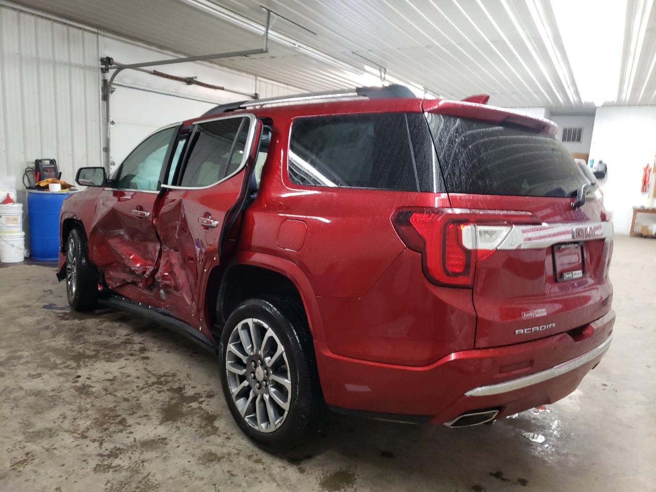 Photo 3 from auction – 2021 GMC ACADIA DEN with VIN 1GKKNPLS3MZ129453