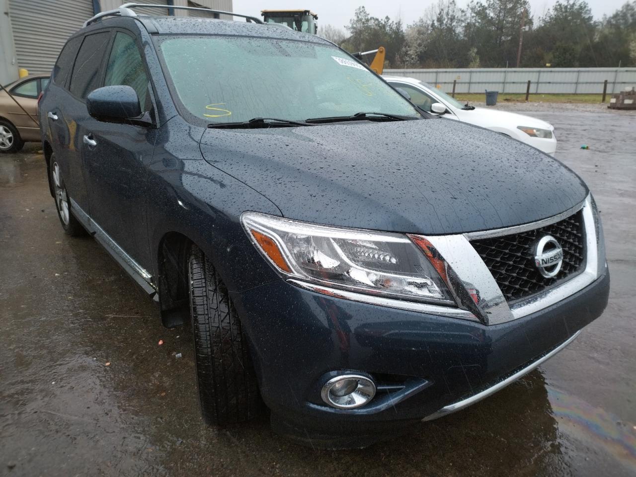 NISSAN PATHFINDER 2016 with VIN 5N1AR2MN7GC625690 - Photo from auction