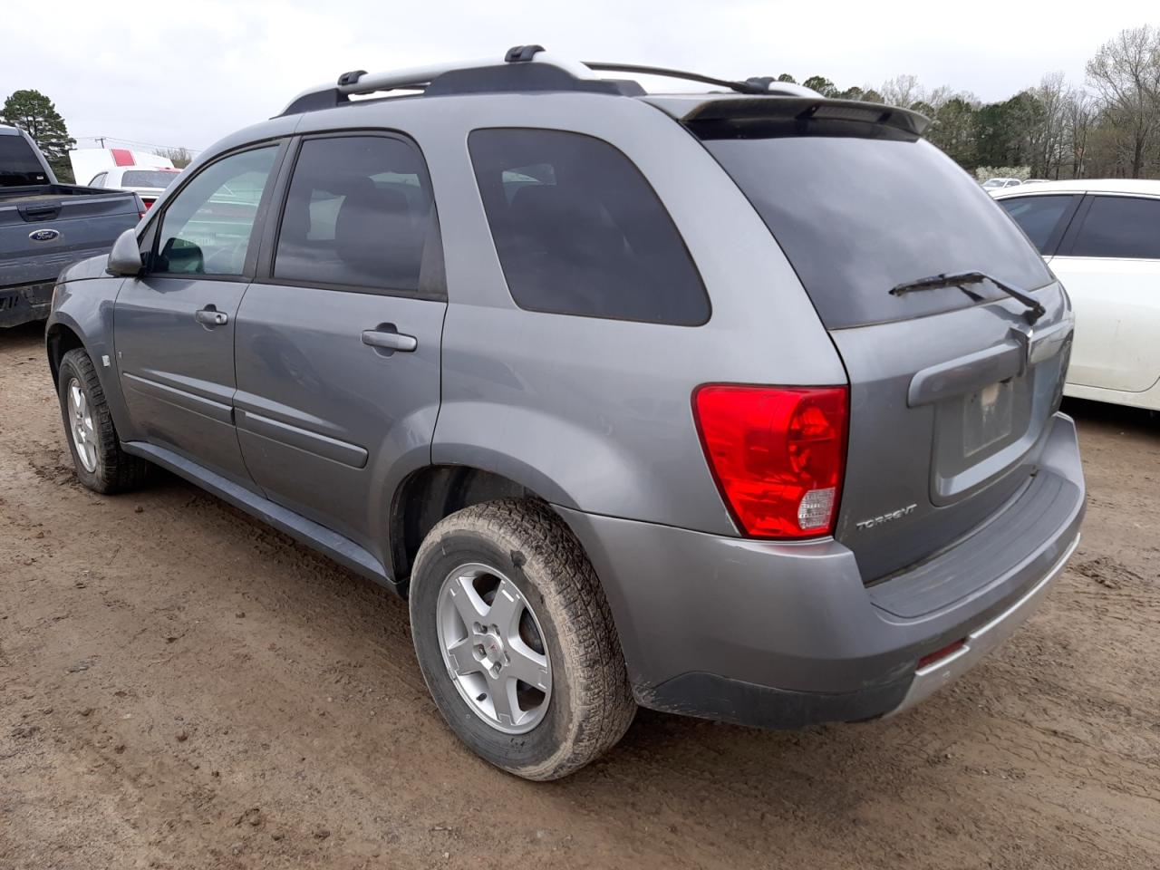 Photo 3 from auction – 2006 PONTIAC TORRENT with VIN 2CKDL63F066056556