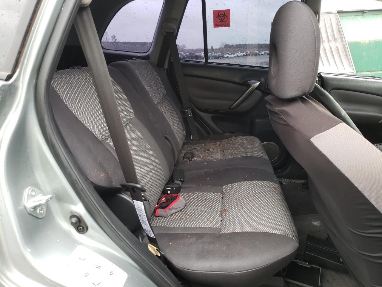 Photo 6 from auction – 2005 TOYOTA RAV4 with VIN JTEHD20VX50068985