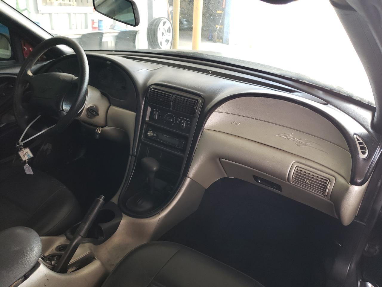 Zdjęcie 9 z aukcji – 2000 FORD MUSTANG z VIN 1FAFP4048YF290924
