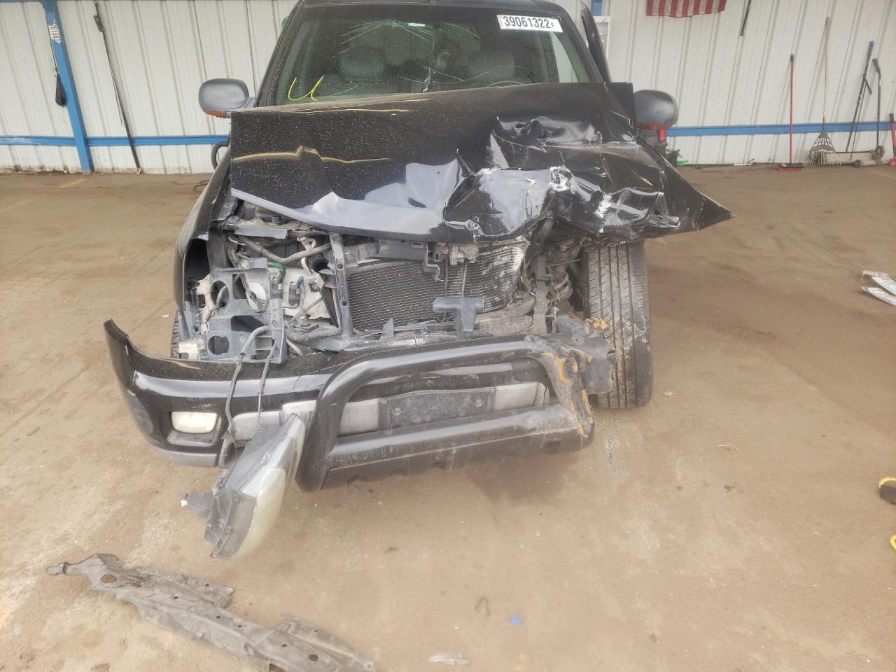 Photo 9 from auction – 2003 CHEVROLET TRAILBLAZE with VIN 1GNDS13S932332565