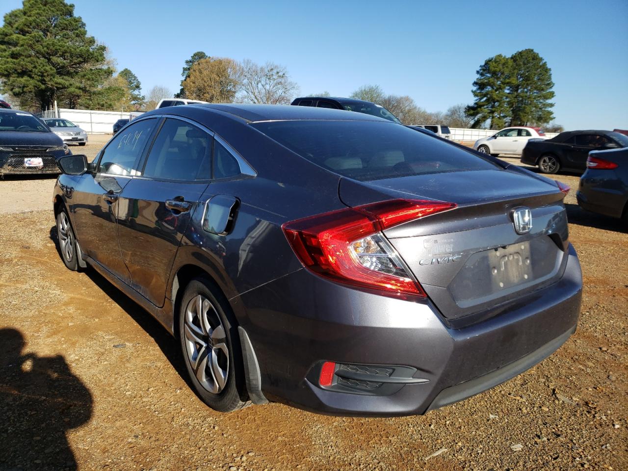 Photo 3 from auction – 2016 HONDA CIVIC LX with VIN 19XFC2F58GE094940
