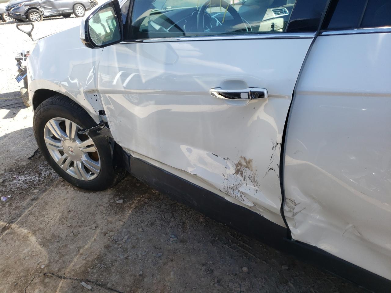 Photo 9 from auction – 2012 CADILLAC SRX LUXURY with VIN 3GYFNDE3XCS617872