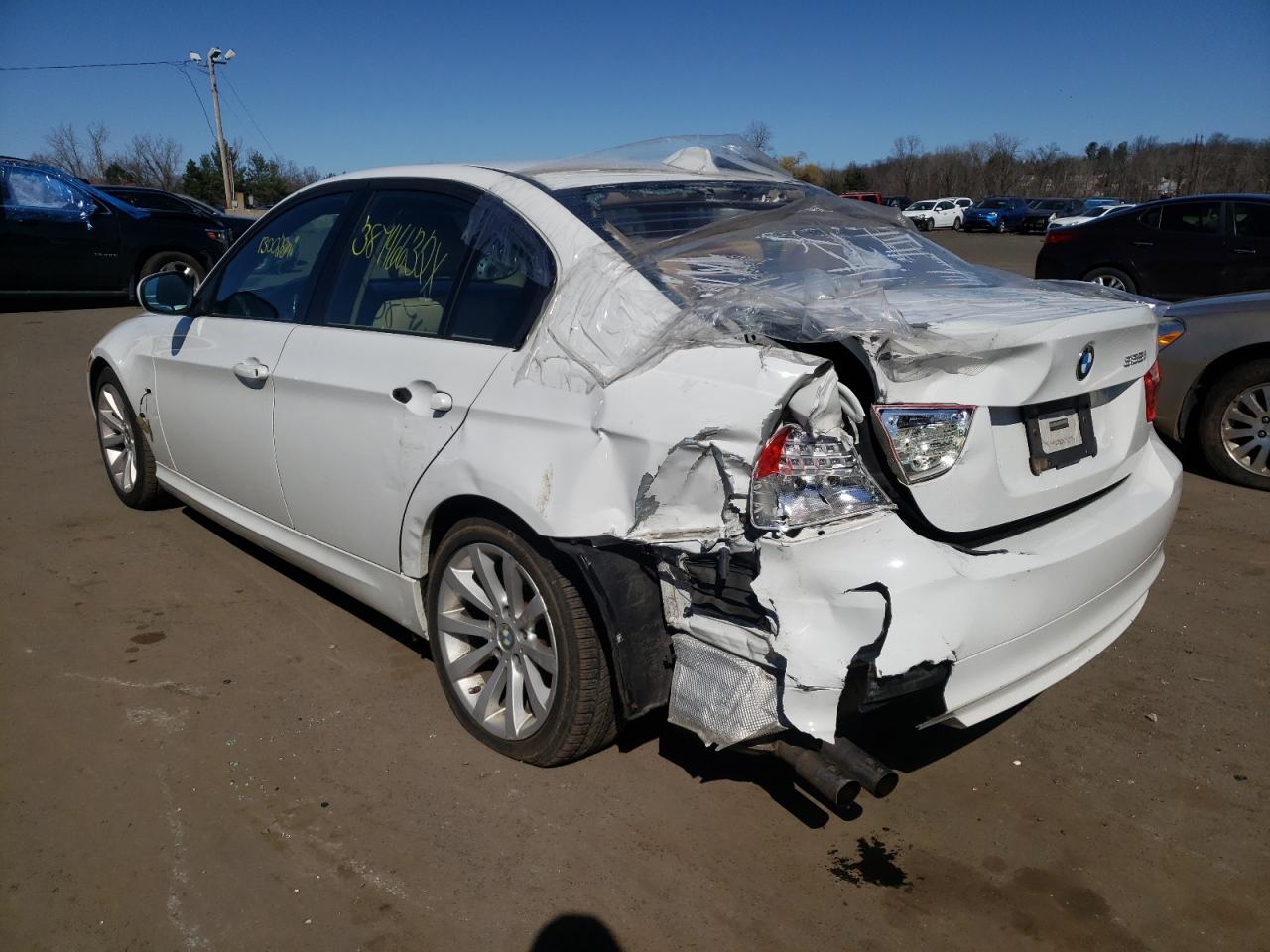 Photo 3 from auction – 2009 BMW 328 I with VIN WBAPH77589NL84494