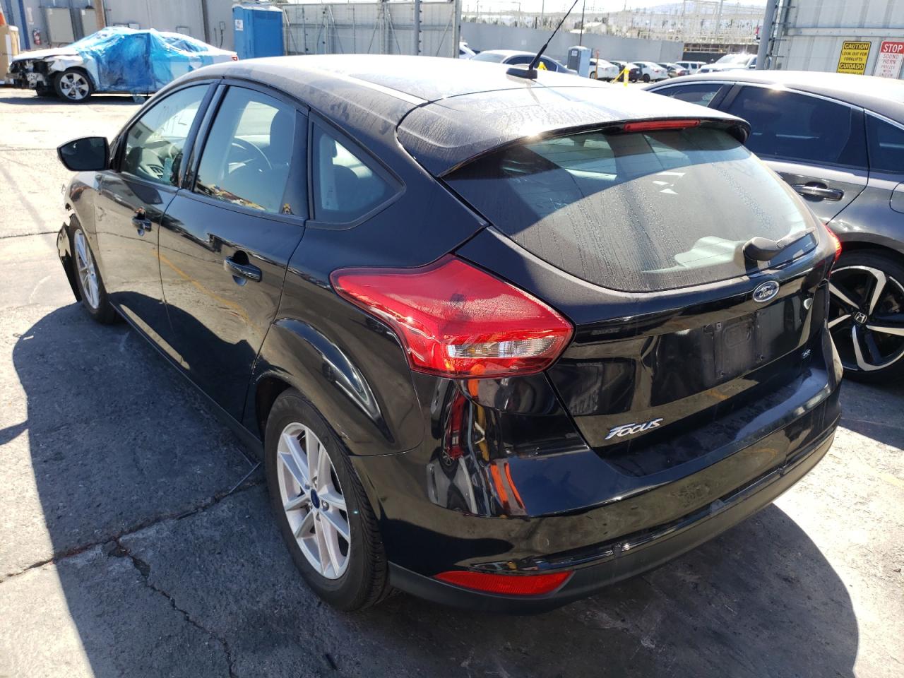 صورة رقم 3 من المزاد - 2017 FORD FOCUS SE مع VIN 1FADP3K27HL223648