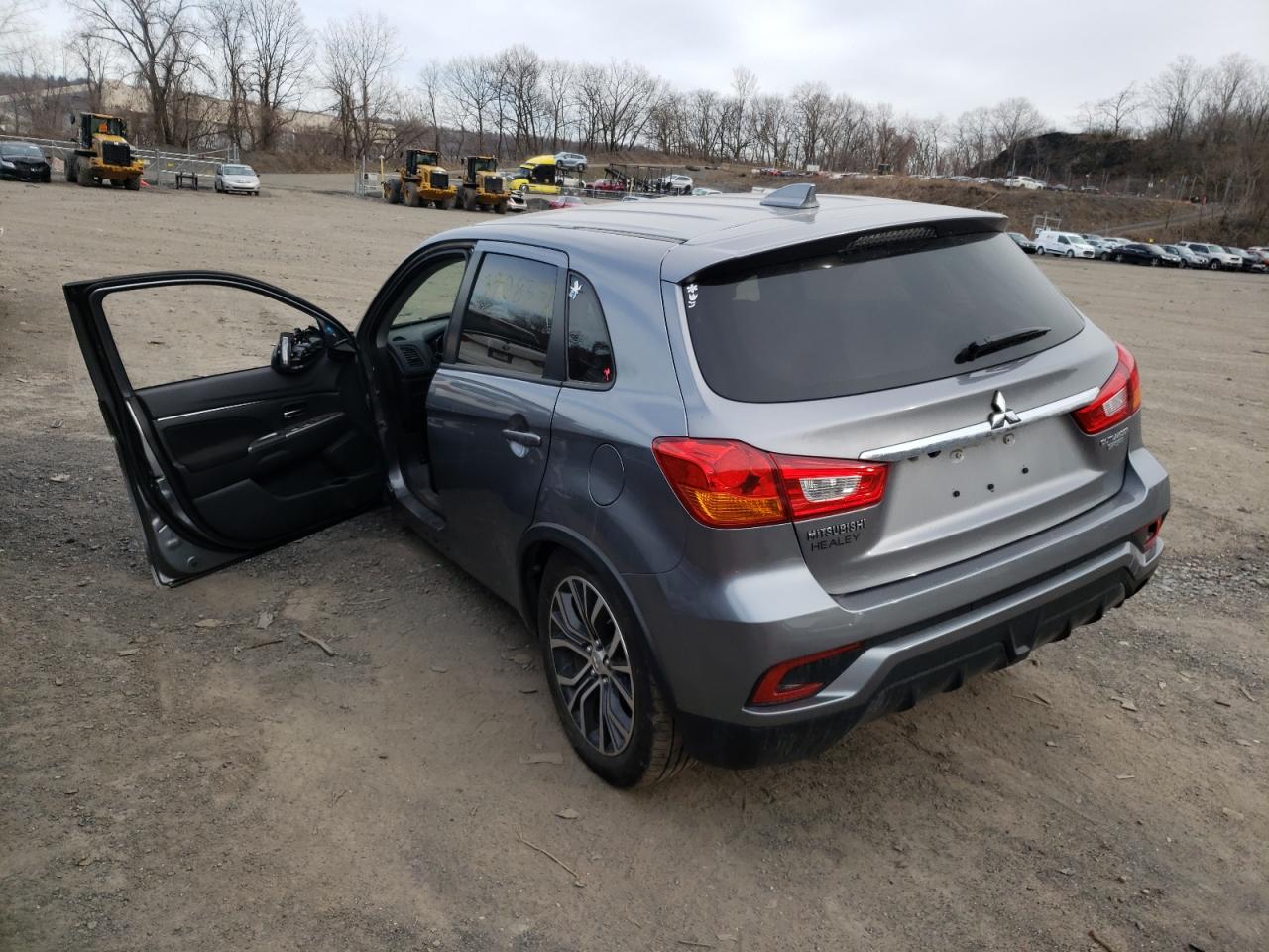 Photo 3 from auction – 2019 MITSUBISHI OUTLANDER with VIN JA4AP3AU9KU013354