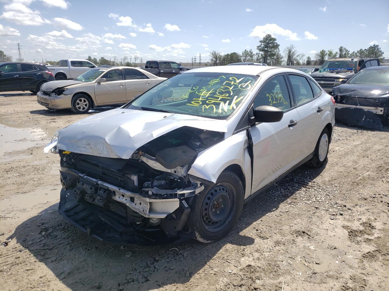 Photo 2 from auction – 2017 FORD FOCUS S with VIN 1FADP3E2XHL210498