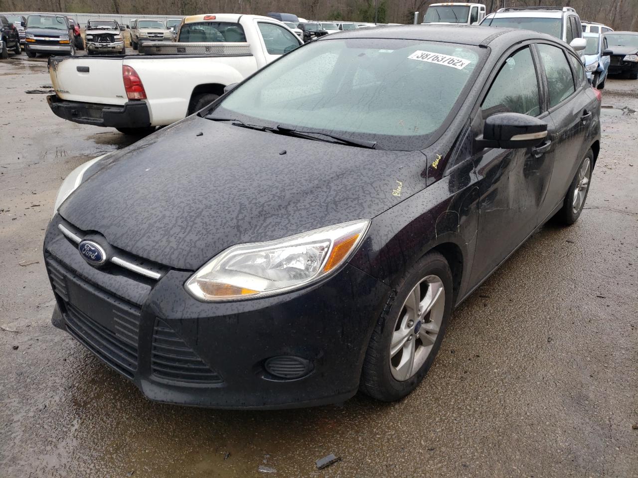 Photo 2 from auction – 2014 FORD FOCUS SE with VIN 1FADP3K26EL167309