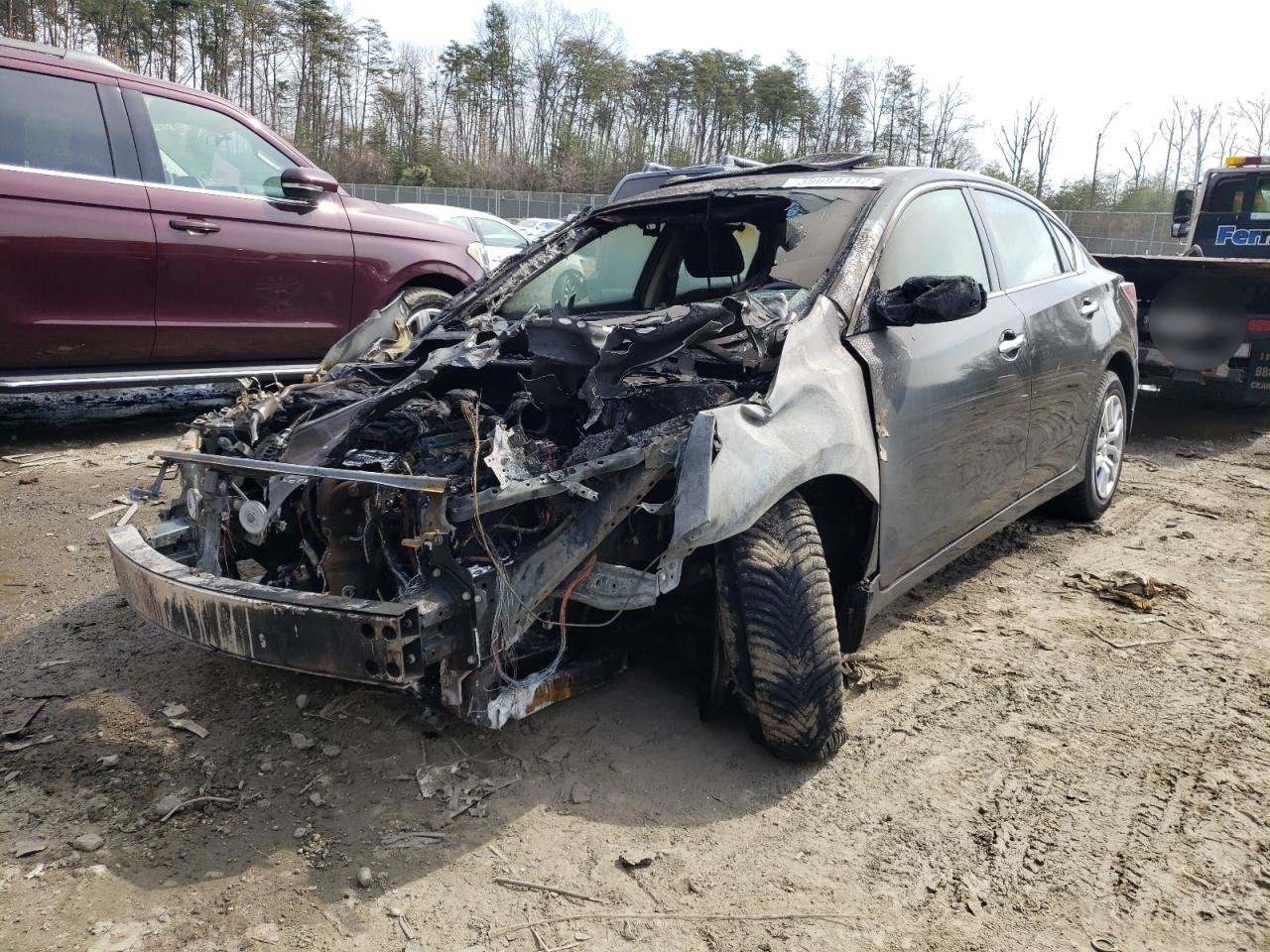 Photo 2 from auction – 2015 NISSAN ALTIMA 2.5 with VIN 1N4AL3AP5FN398719