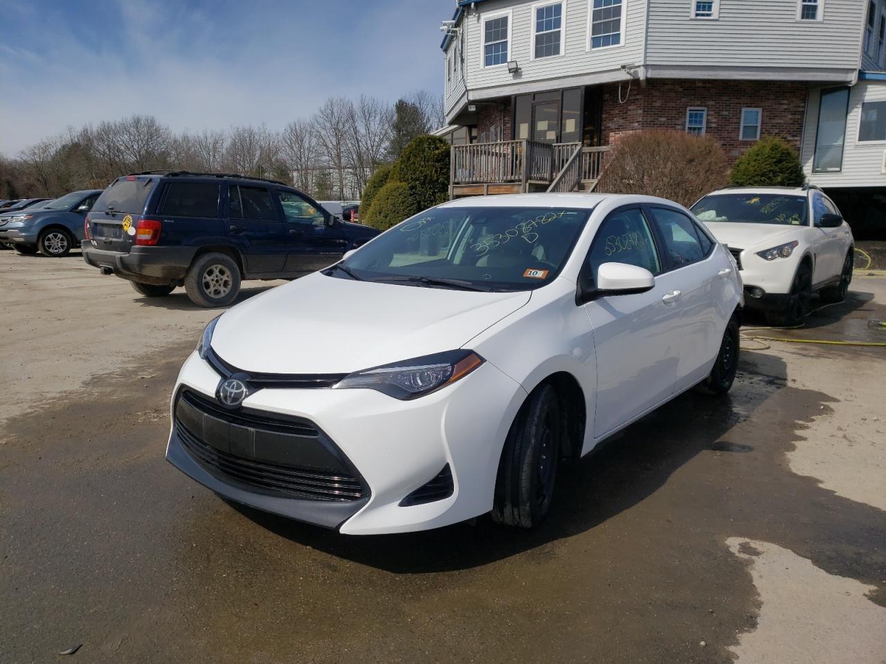 Photo 2 from auction – 2018 TOYOTA COROLLA L with VIN 2T1BURHE1JC969248