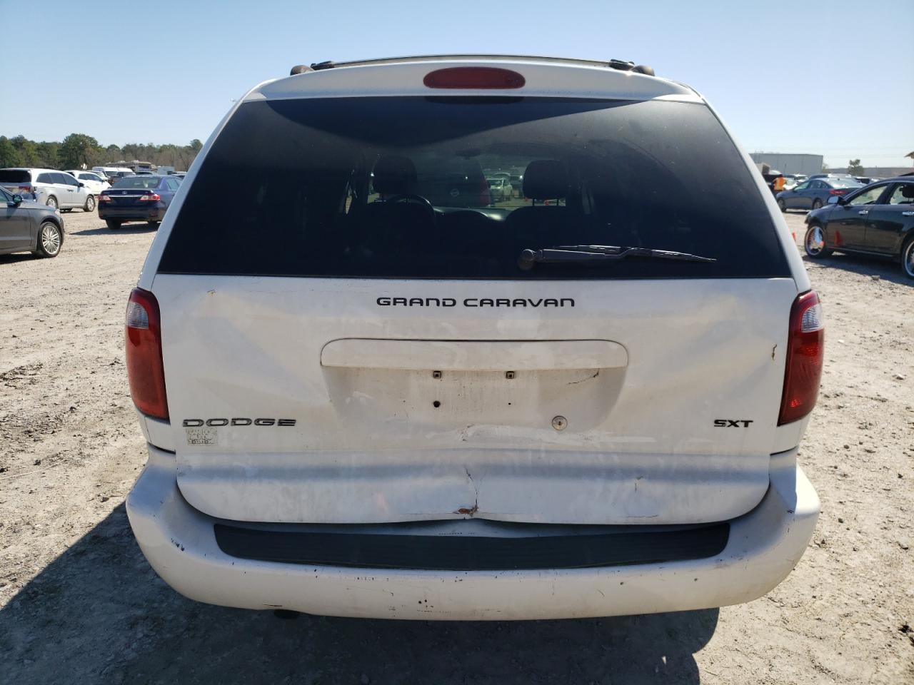 Photo 9 from auction – 2007 DODGE GRAND CARA with VIN 2D4GP44L17R105946