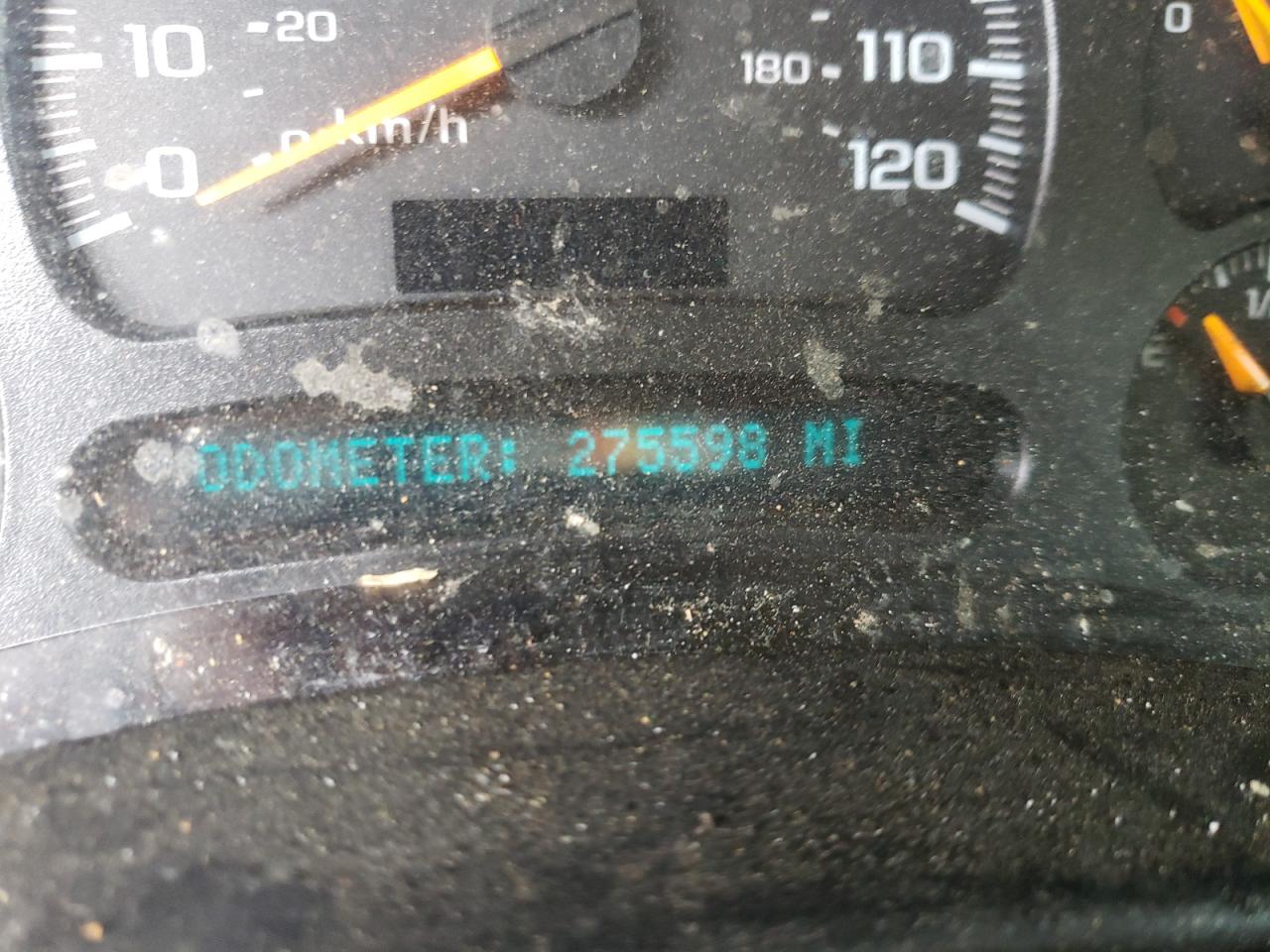 Photo 8 from auction – 2005 CHEVROLET SILVERADO with VIN 1GCHK29U55E119882