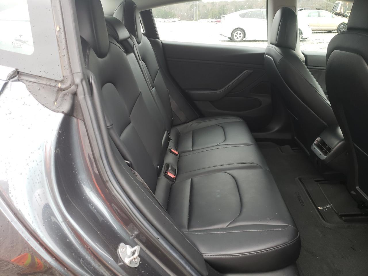 Photo 6 from auction – 2018 TESLA MODEL 3 with VIN 5YJ3E1EA3JF010899