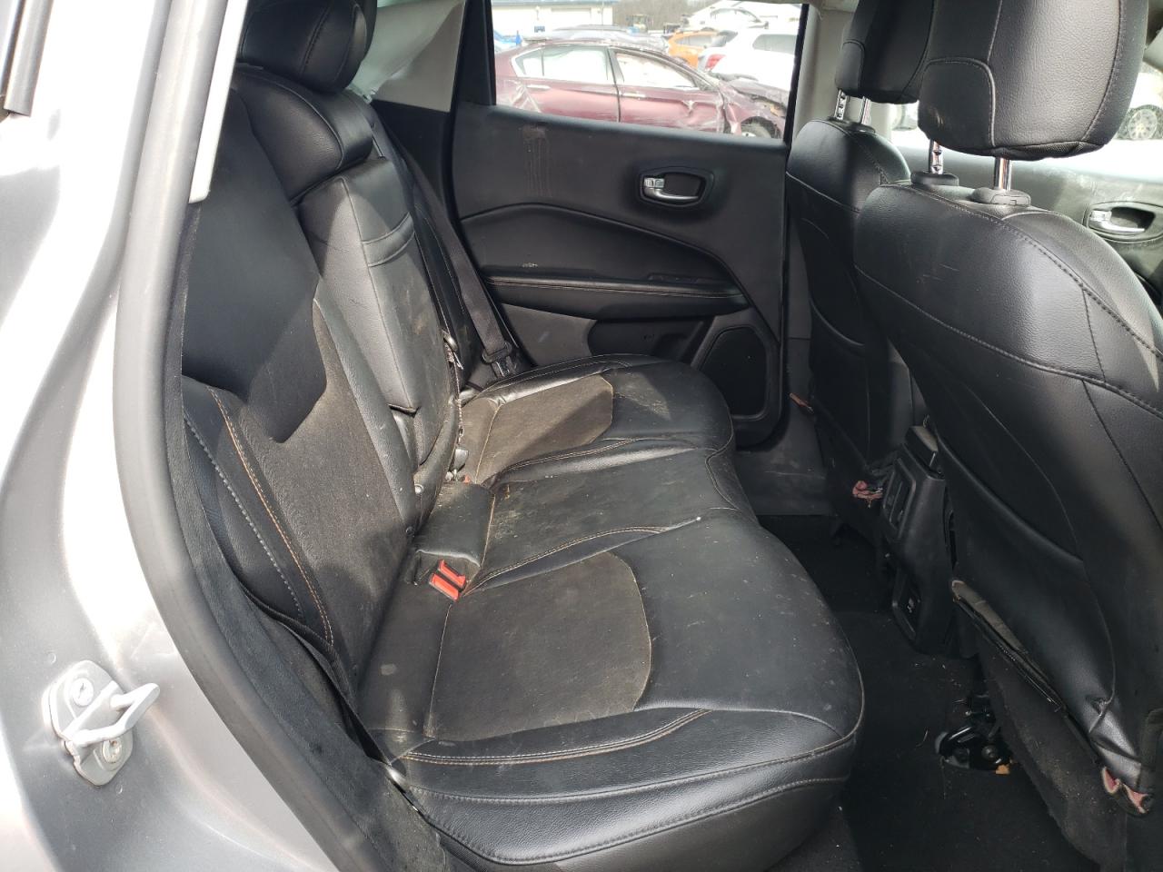 Photo 6 from auction – 2018 JEEP COMPASS LA with VIN 3C4NJDBB3JT160967