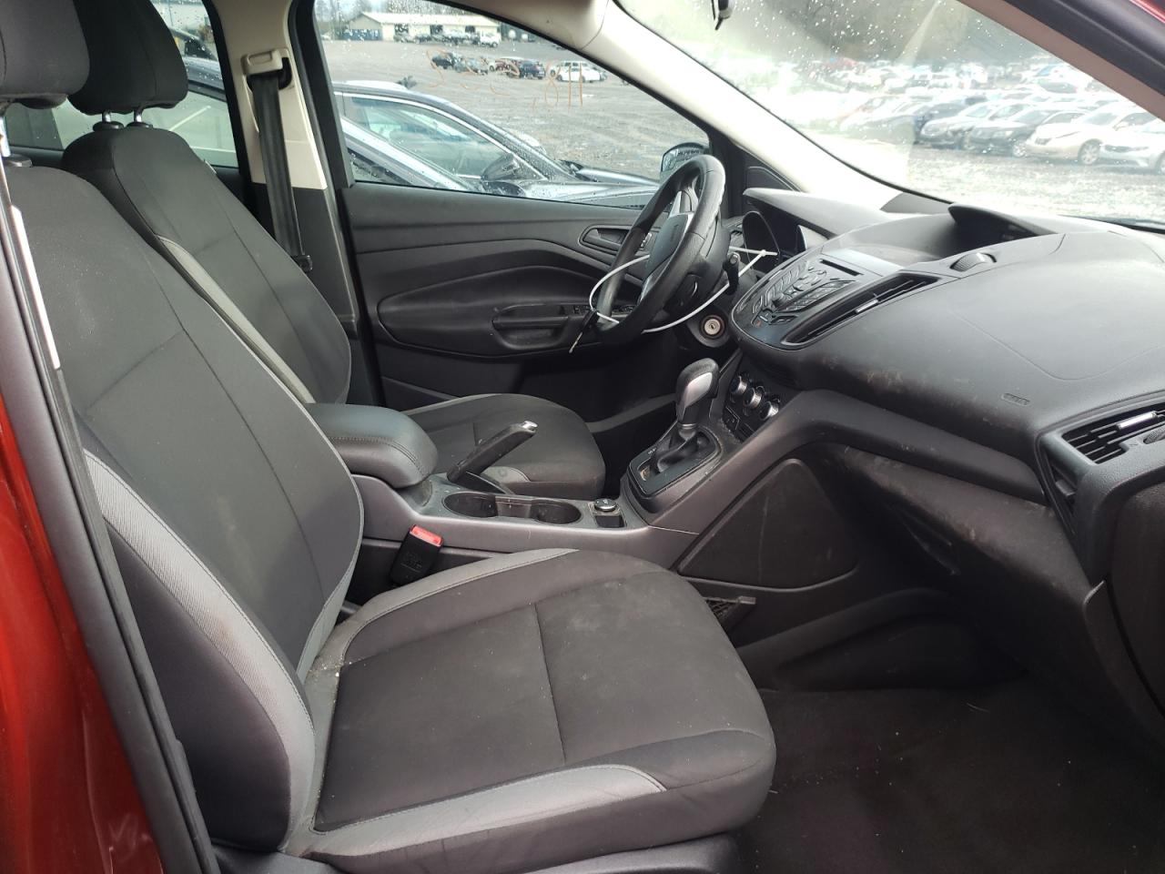 Photo 5 from auction – 2015 FORD ESCAPE S with VIN 1FMCU0F79FUB56296
