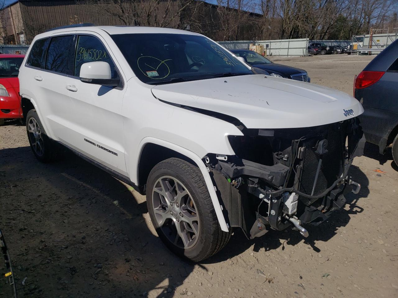 JEEP GRAND CHER 2018 with VIN 1C4RJFBG9JC104570 - Photo from auction
