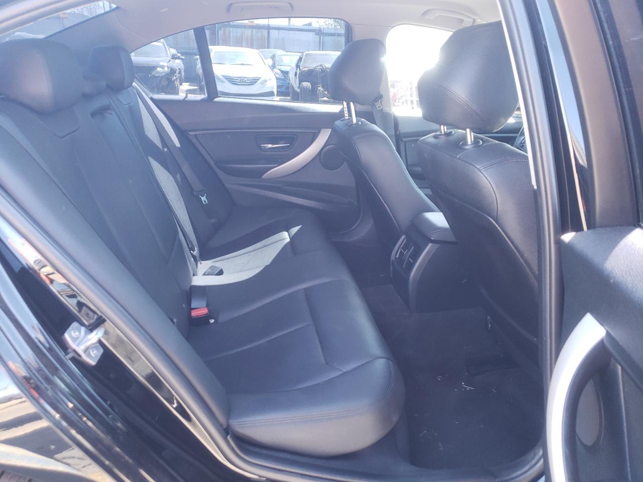Photo 6 from auction – 2015 BMW 320 I with VIN WBA3B1C50FP681309