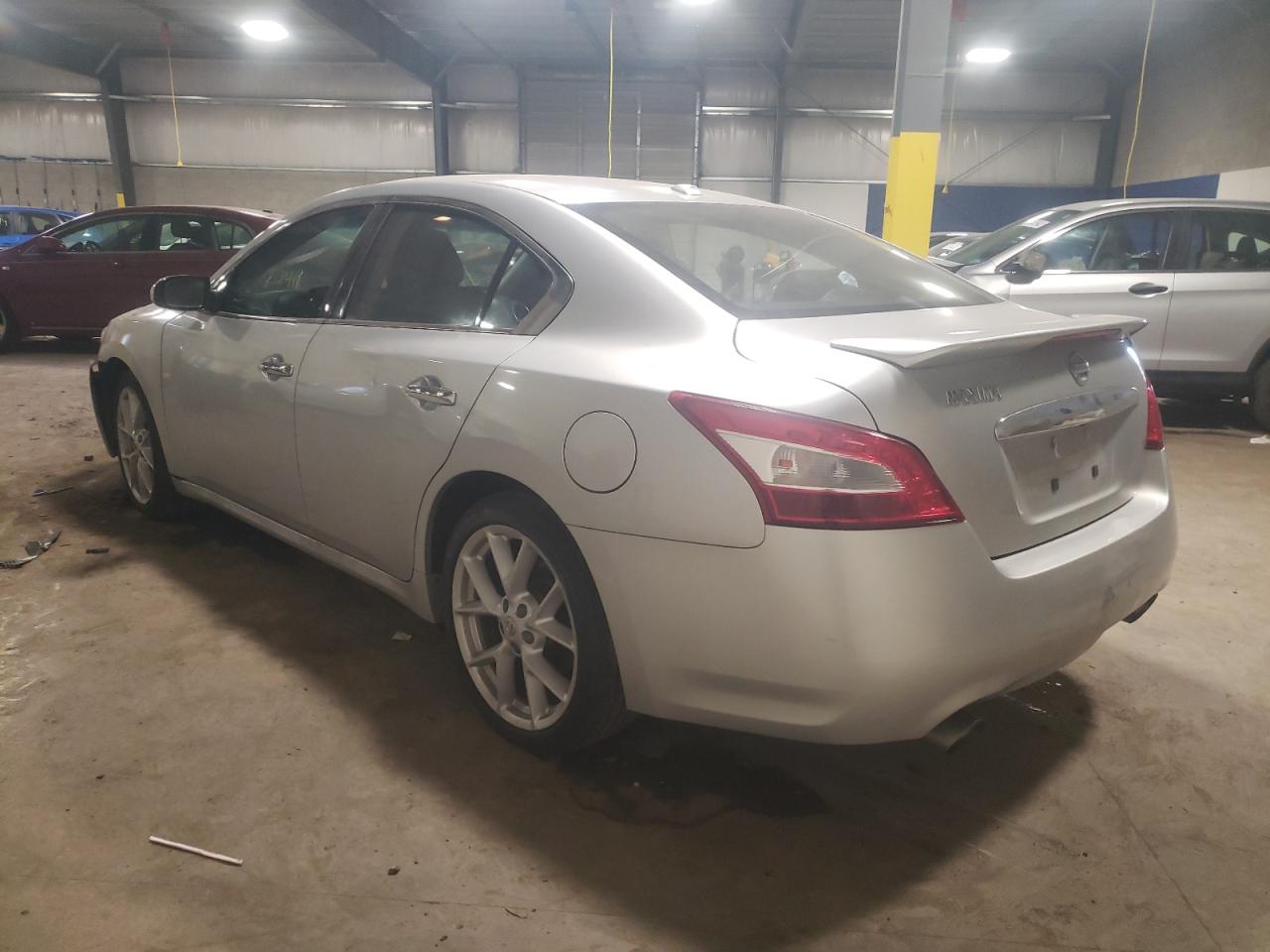 Photo 3 from auction – 2009 NISSAN MAXIMA with VIN 1N4AA51E09C814109