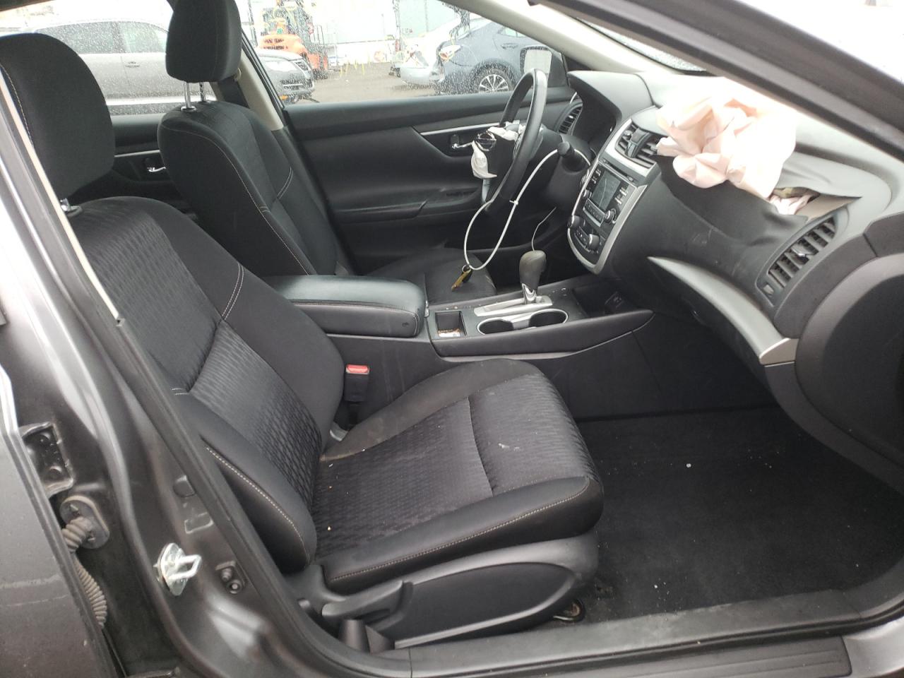 Photo 5 from auction – 2017 NISSAN ALTIMA 2.5 with VIN 1N4AL3AP3HC249966