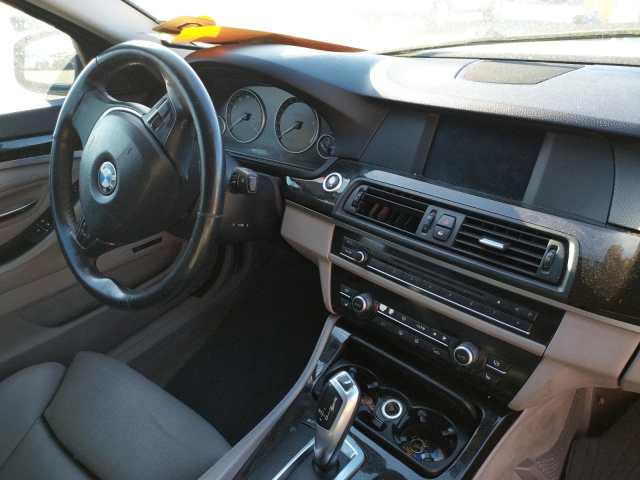 Photo 9 from auction – 2011 BMW 535 I with VIN WBAFR7C52BC801138