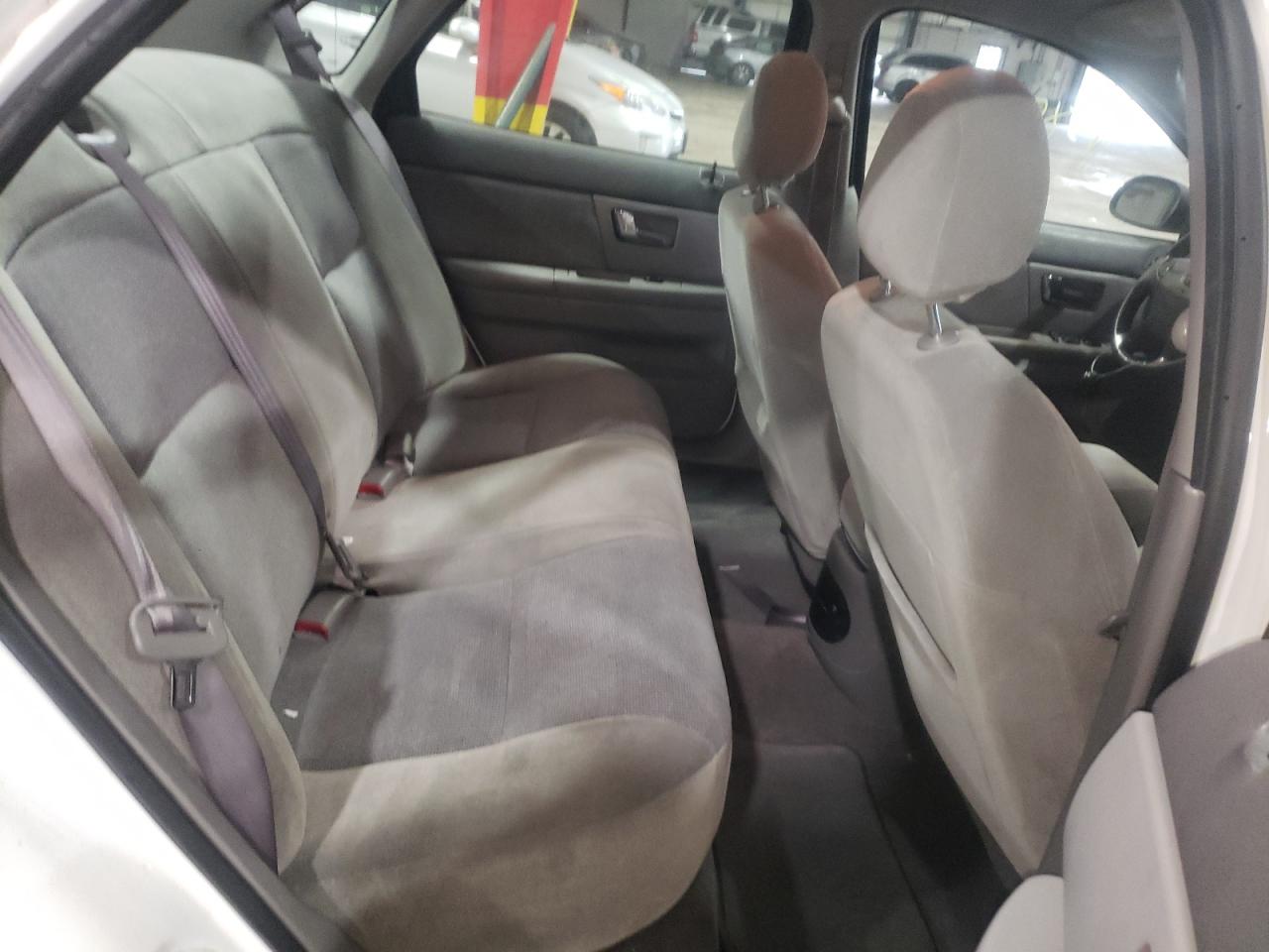 Photo 6 from auction – 2002 FORD TAURUS with VIN 1FAFP53U22G165744
