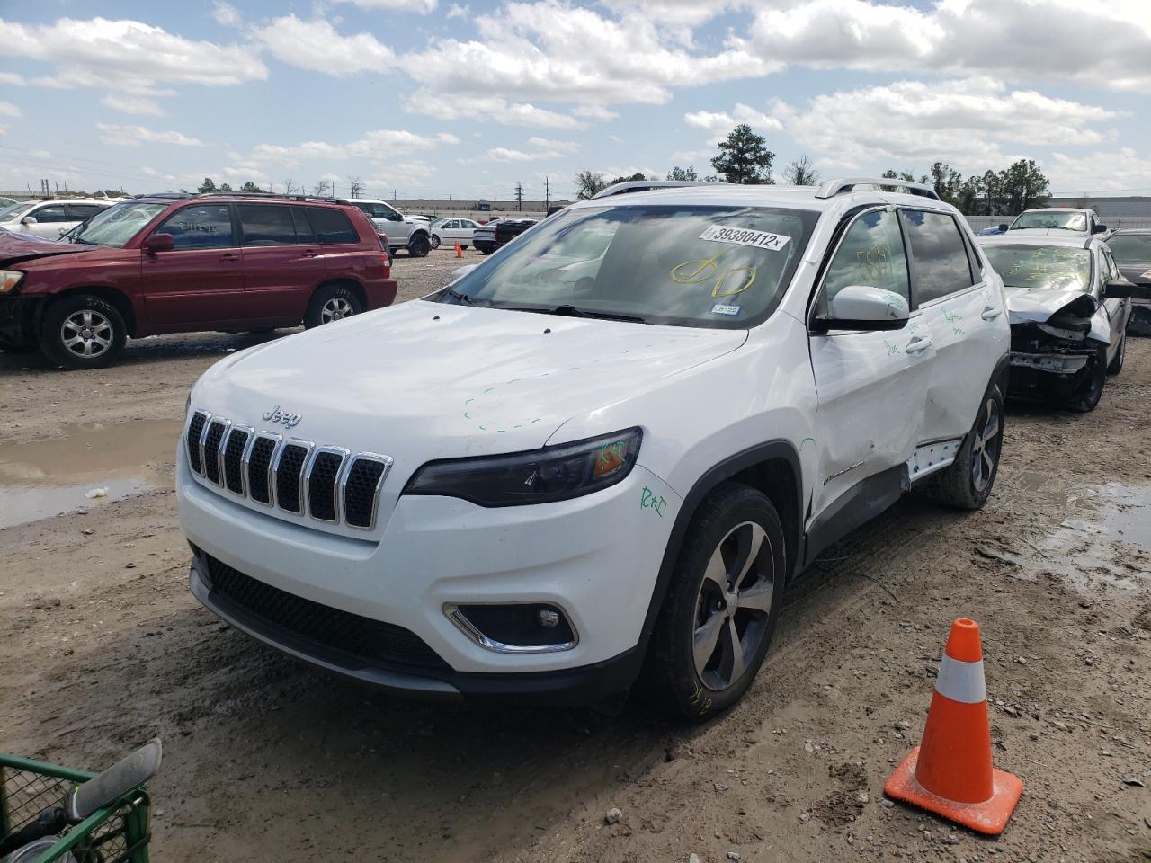 Photo 2 from auction – 2019 JEEP CHEROKEE L with VIN 1C4PJLDB6KD183795