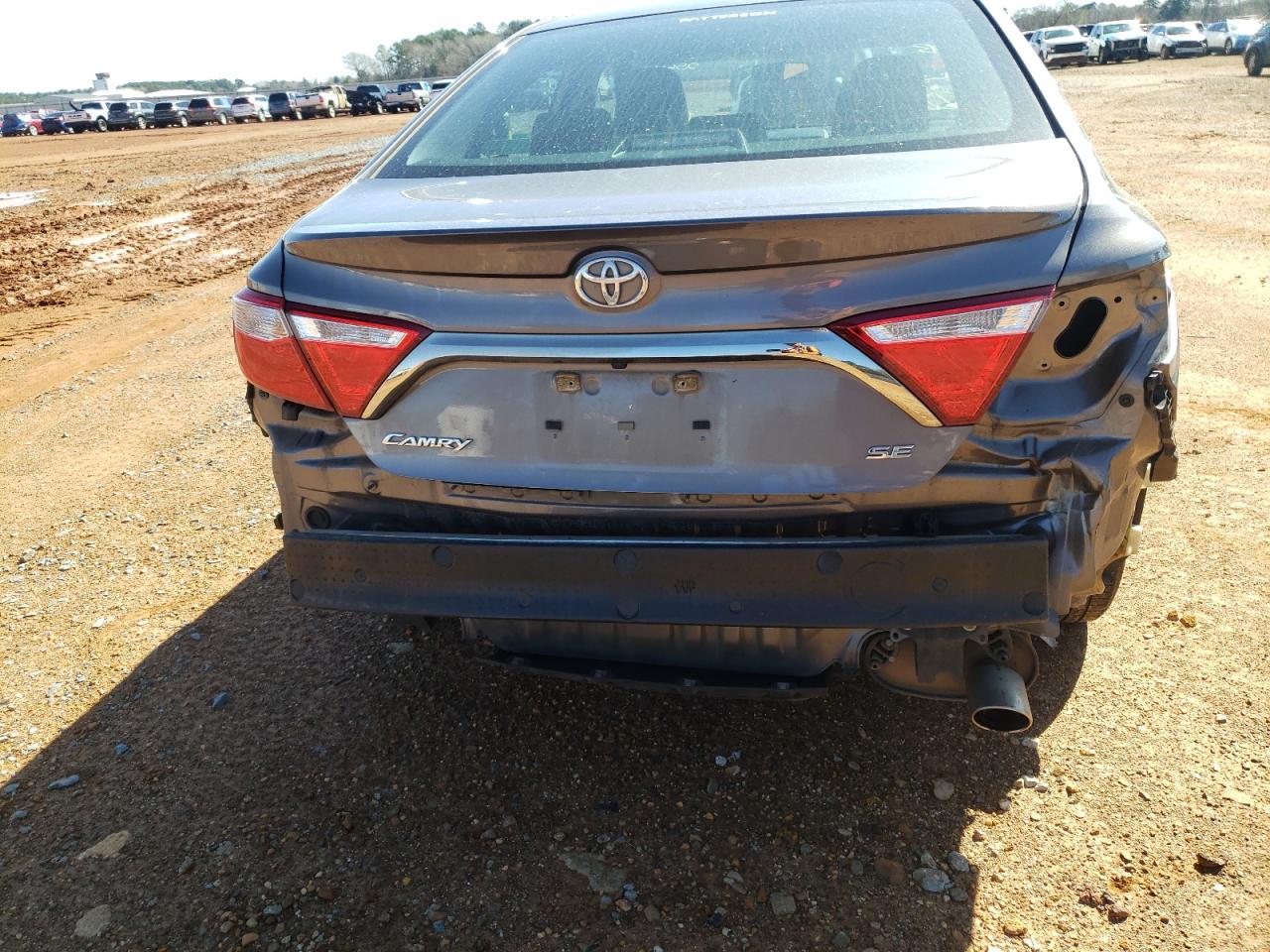 Photo 9 from auction – 2017 TOYOTA CAMRY LE with VIN 4T1BF1FKXHU372564