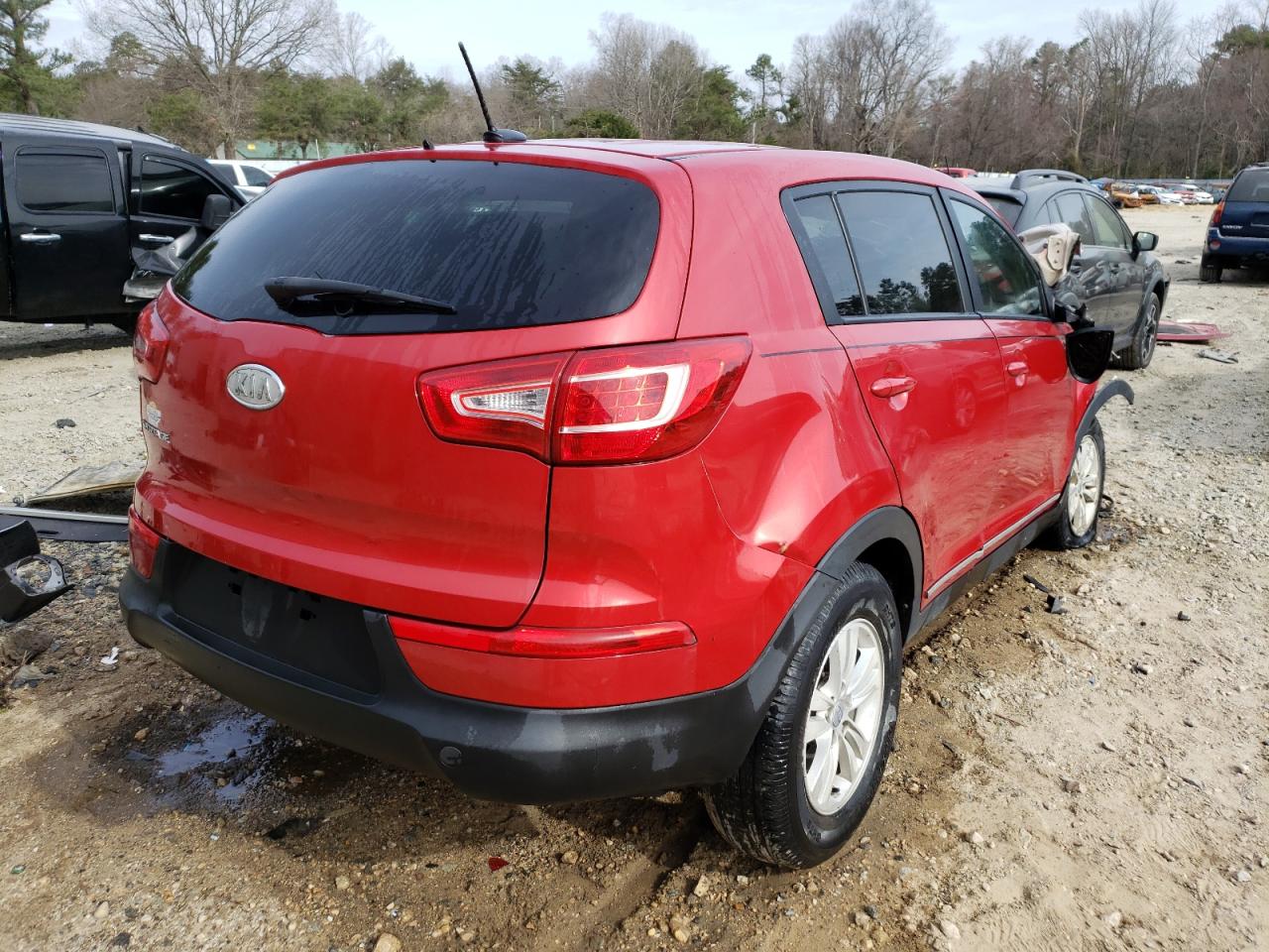 Photo 4 from auction – 2011 KIA SPORTAGE L with VIN KNDPB3A28B7076327