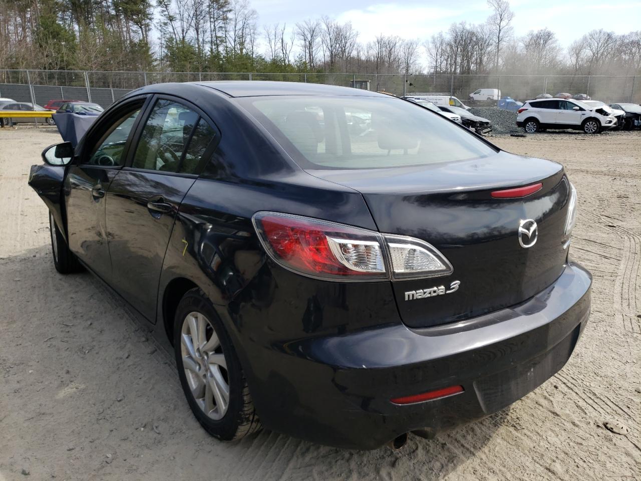 Photo 3 from auction – 2012 MAZDA 3 I with VIN JM1BL1V86C1608155