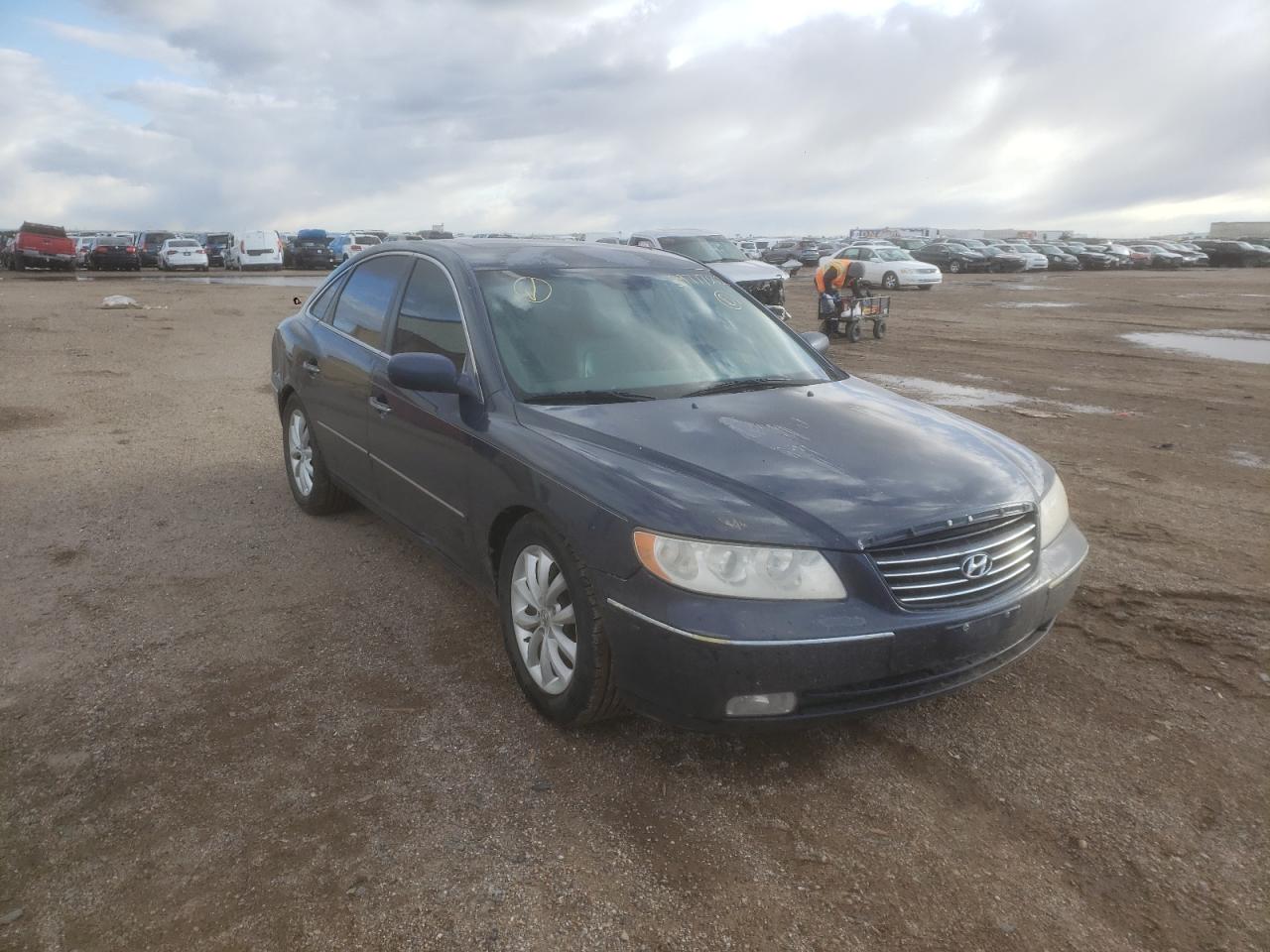 HYUNDAI AZERA SE 2006 with VIN KMHFC46F66A098244 - Photo from auction