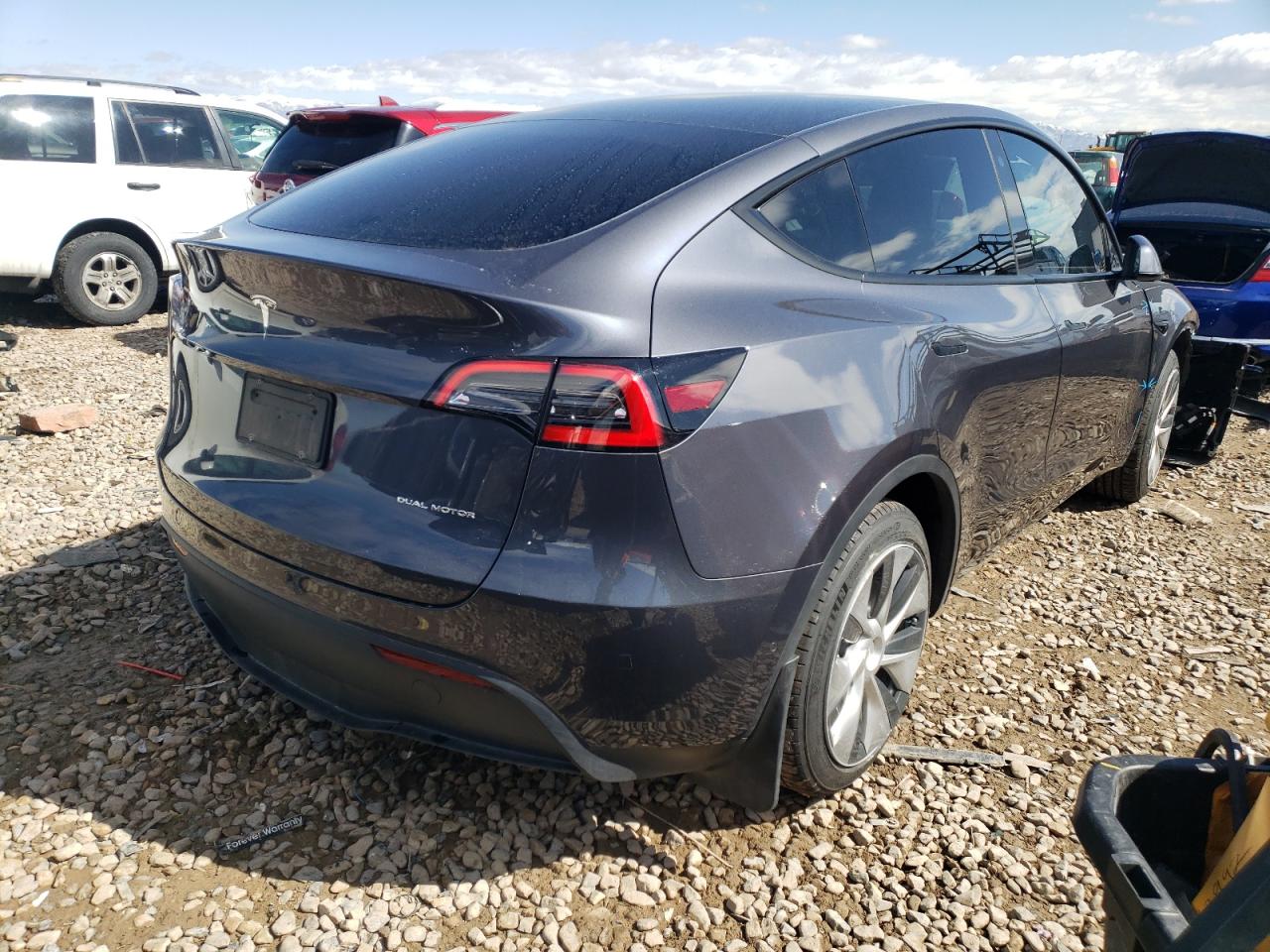 Photo 4 from auction – 2021 TESLA MODEL Y with VIN 5YJYGDEE2MF153125