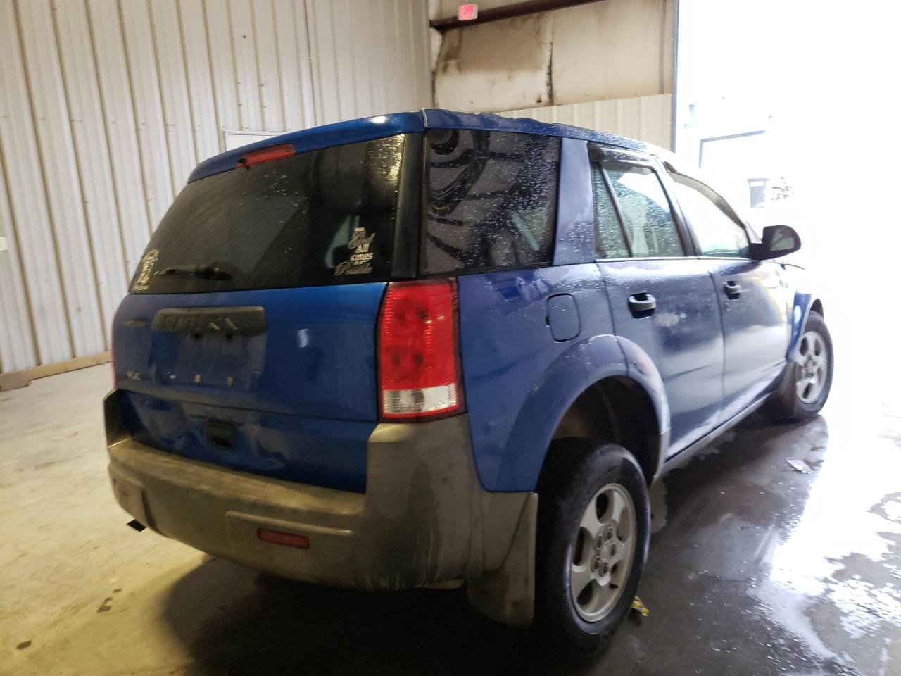 Photo 4 from auction – 2003 SATURN VUE with VIN 5GZCZ23D43S889521