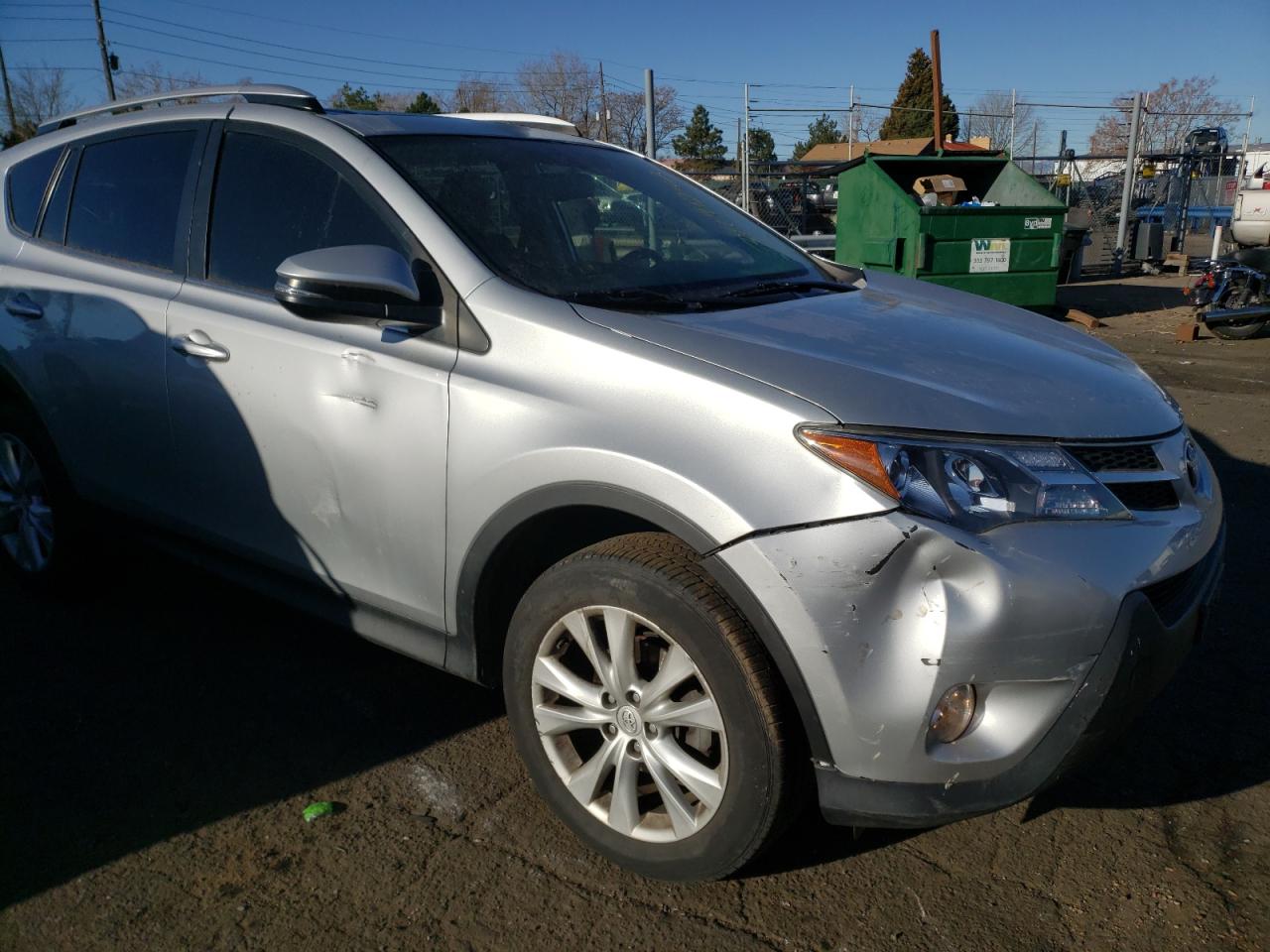 Photo 9 from auction – 2014 TOYOTA RAV4 LIMIT with VIN JTMDFREV3ED054711