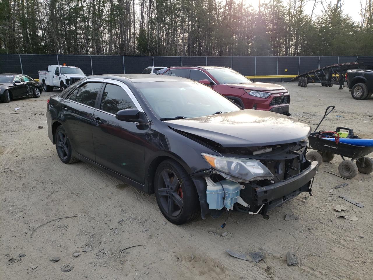TOYOTA CAMRY BASE 2012 مع رقم تعريف المركبة 4T1BF1FK7CU199305 - صورة من المزاد