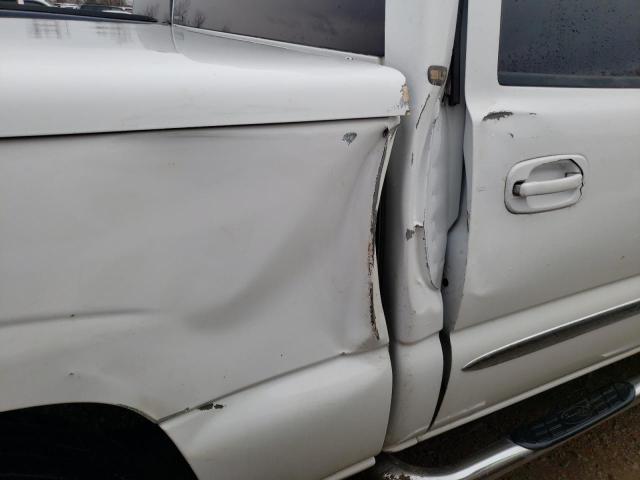 Photo 9 from auction – 2005 GMC NEW SIERRA with VIN 2GTEK13T351136470