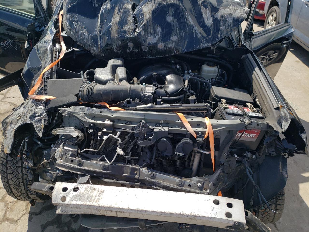 Photo 7 from auction – 2015 TOYOTA 4RUNNER SR with VIN JTEBU5JR6F5268632