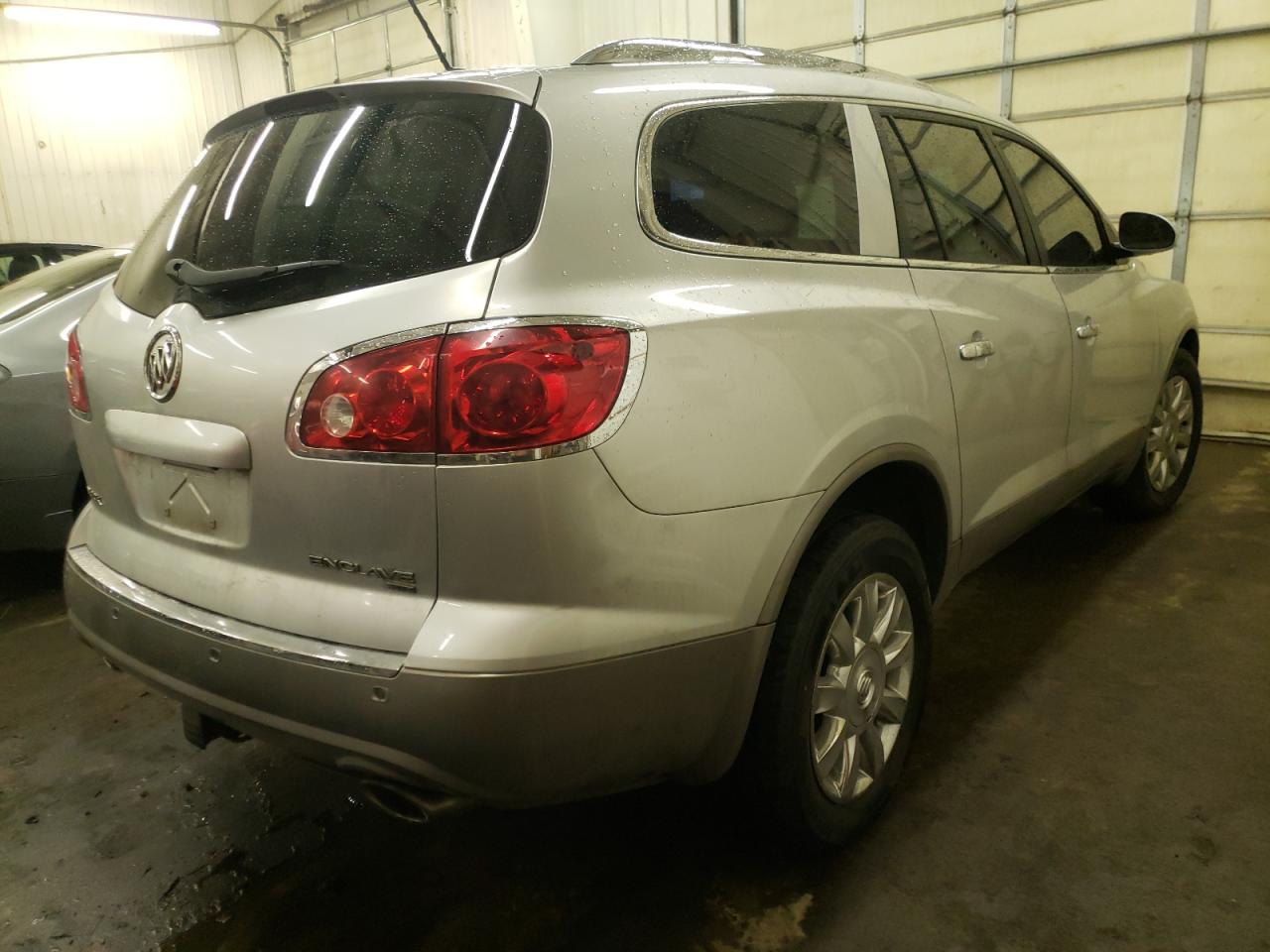 Photo 4 from auction – 2012 BUICK ENCLAVE with VIN 5GAKVCED1CJ221646