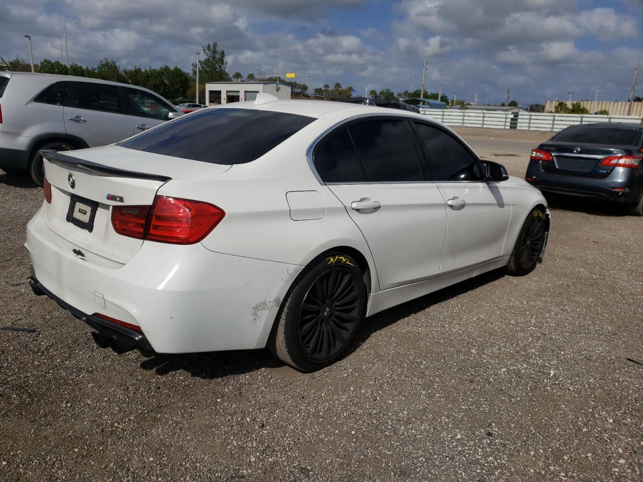 Photo 4 from auction – 2012 BMW 328 I with VIN WBA3A5C53CF346041