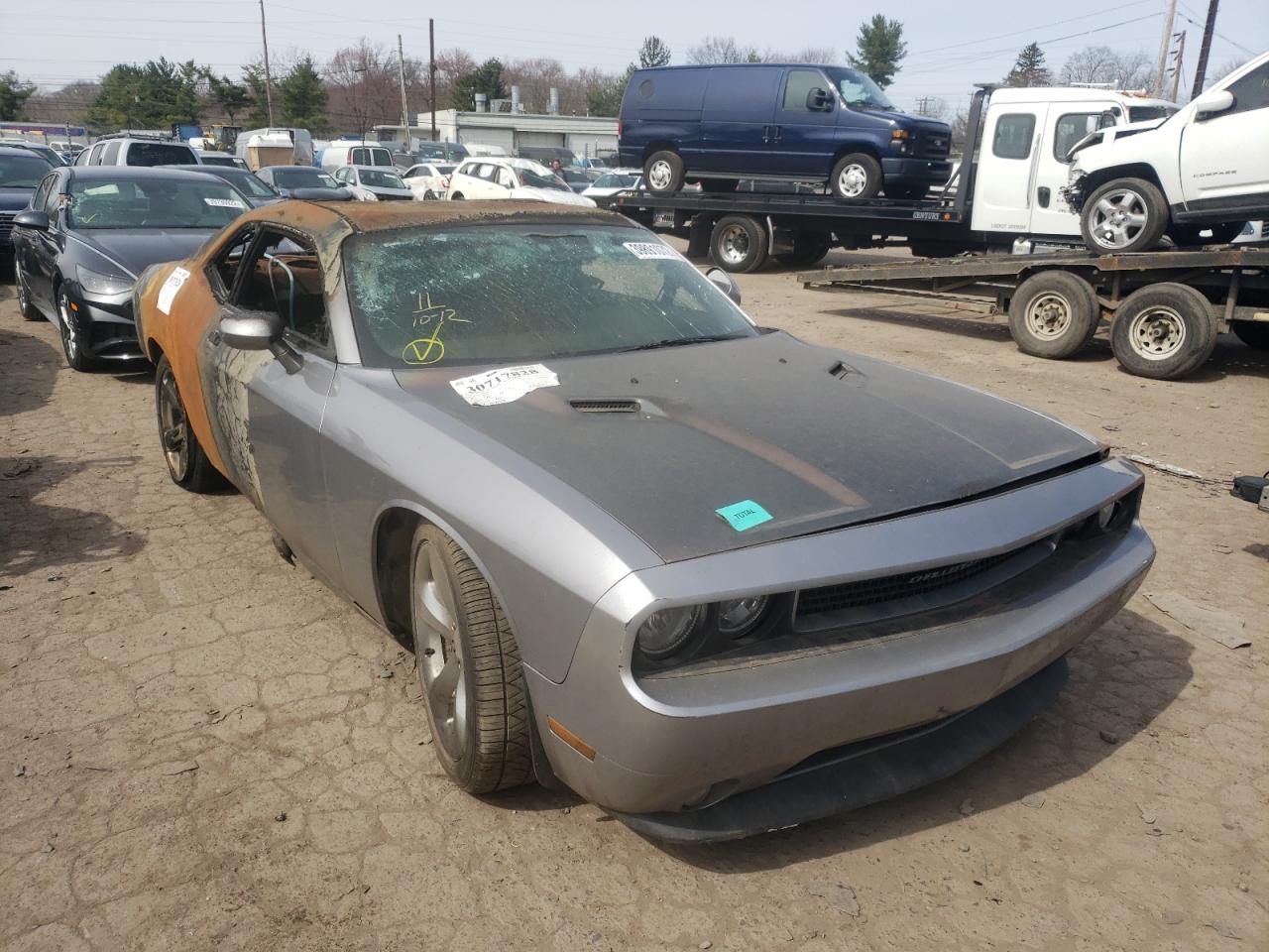 DODGE CHALLENGER 2014 with VIN 2C3CDYAG3EH203967 - Photo from auction